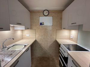 Kitchen- click for photo gallery